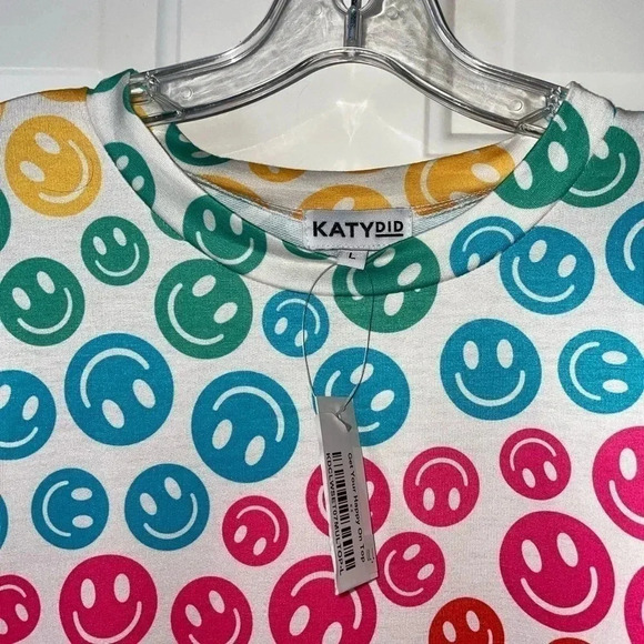 KATY DID SHORT SLEEVE TOP SIZE LARGE - Picture 6 of 8